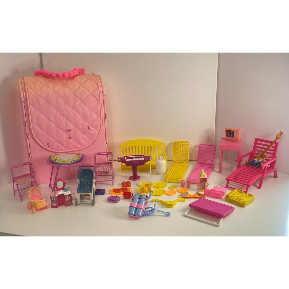 Vintage 1998 Barbie Bed & Bath Playset Pink Suitcase House Misc Accessories Lot